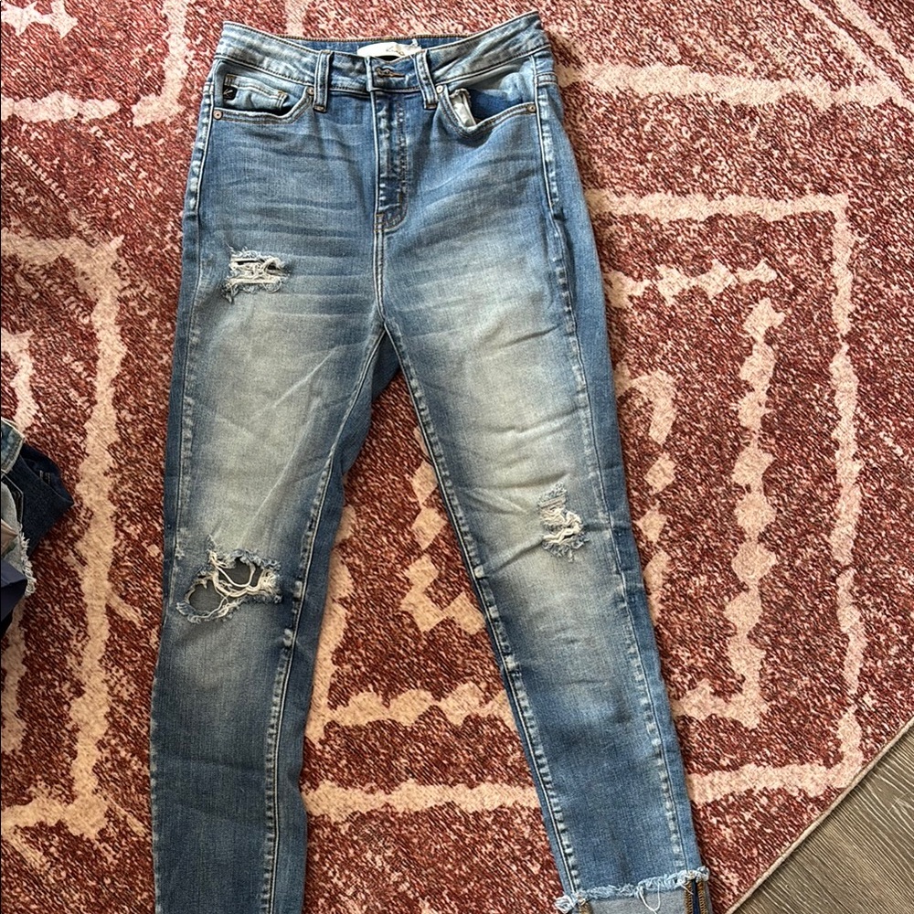 Women's Distressed Blue Jeans
